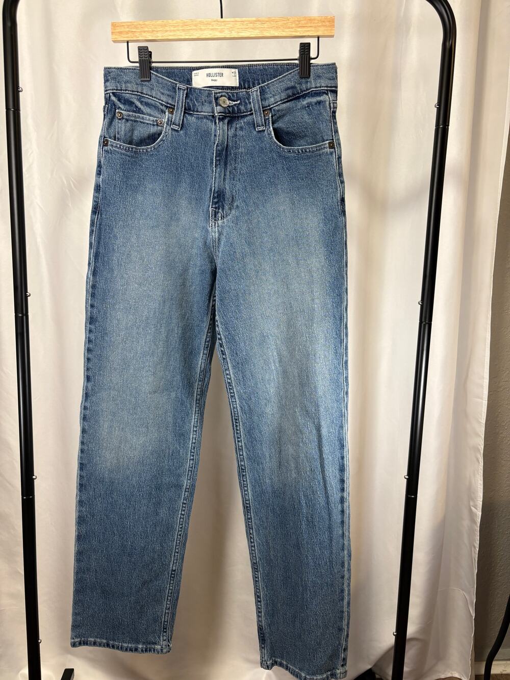Hollister Baggy Jeans Men’s W30 L32 Medium Wash Relaxed Loose Fit Denim